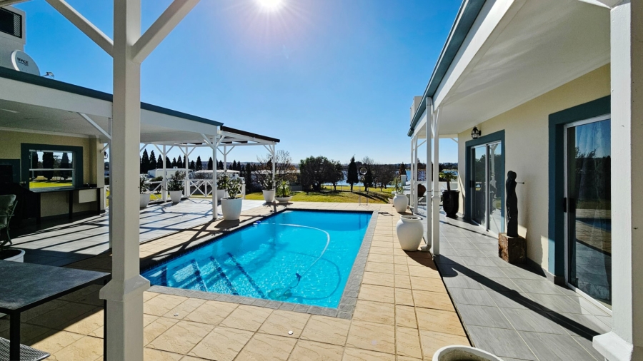 4 Bedroom Property for Sale in Bishops Bay Free State